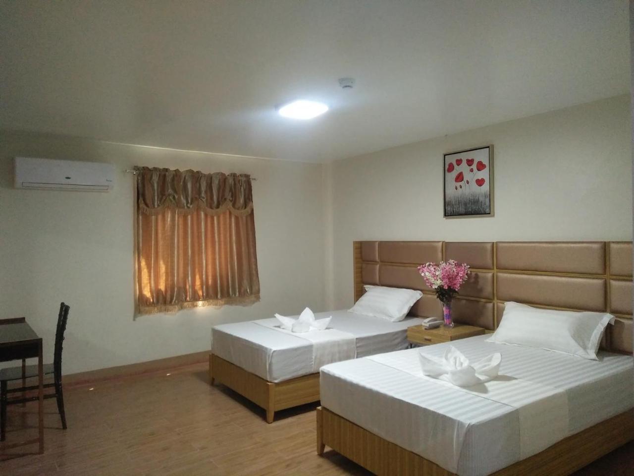 Meaco Royal Hotel - Batangas City Экстерьер фото