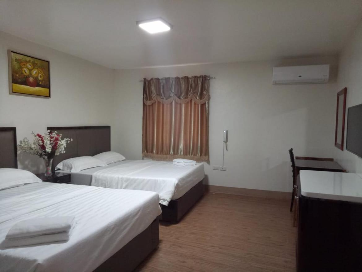Meaco Royal Hotel - Batangas City Экстерьер фото