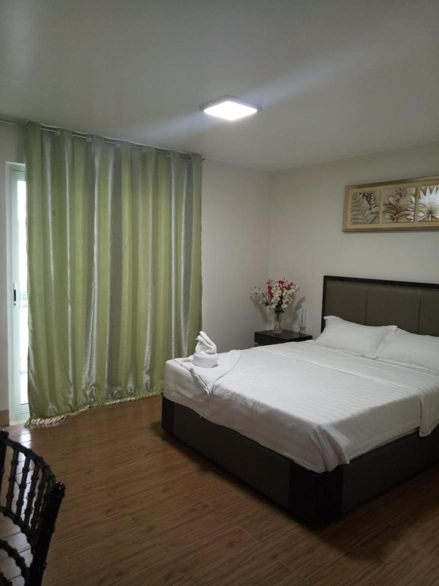 Meaco Royal Hotel - Batangas City Экстерьер фото